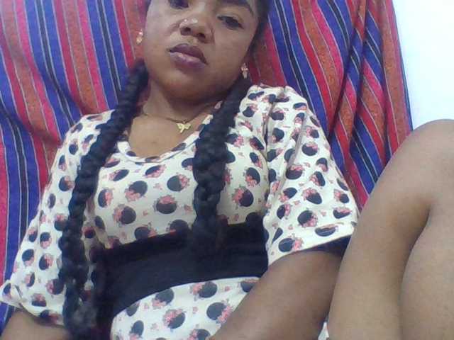 Elyah1a live cam on BongaCams