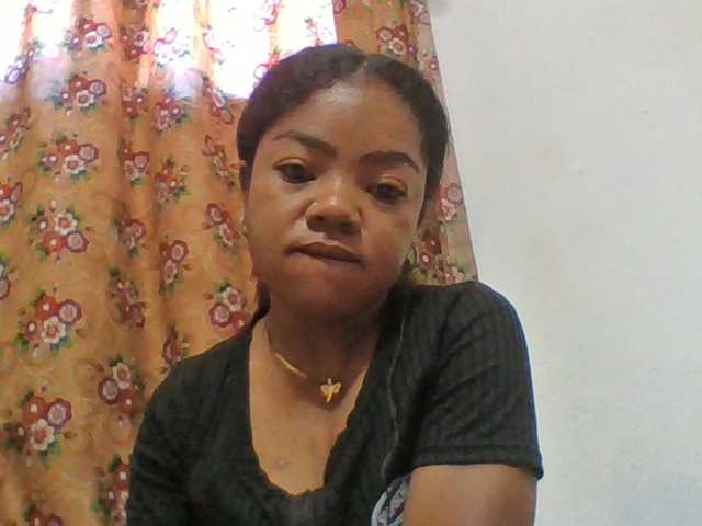 Elyah1a live cam on BongaCams