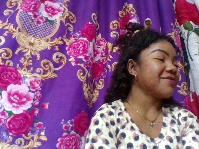 Elyah1a live cam on BongaCams