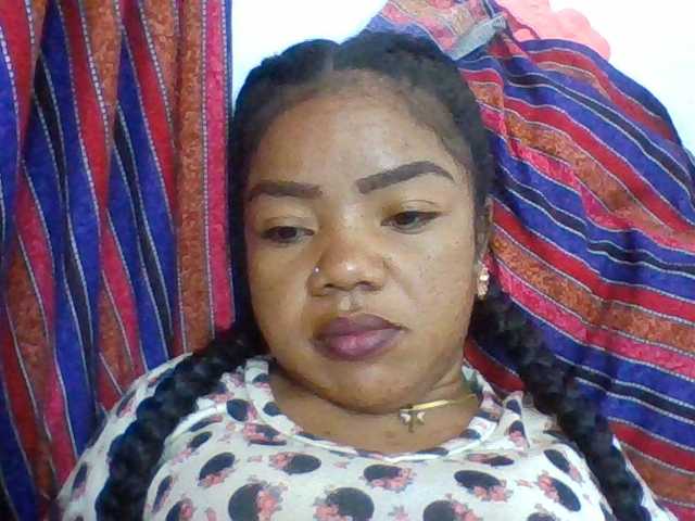Elyah1a live cam on BongaCams