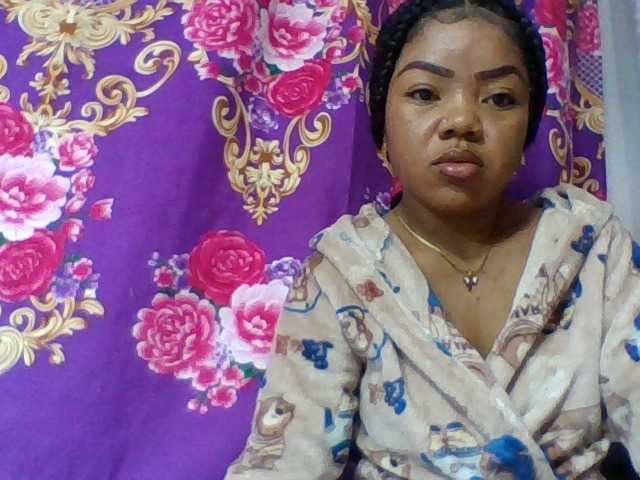 Elyah1a live cam on BongaCams