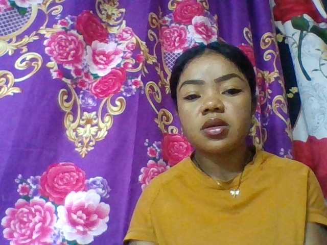 Elyah1a live cam on BongaCams