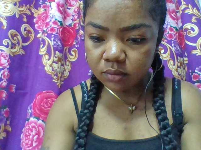 Elyah1a live cam on BongaCams