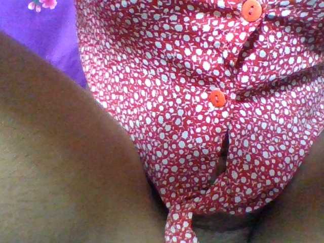 Elyah1a live cam on BongaCams