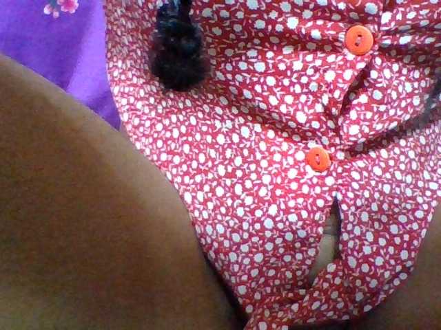 Elyah1a live cam on BongaCams