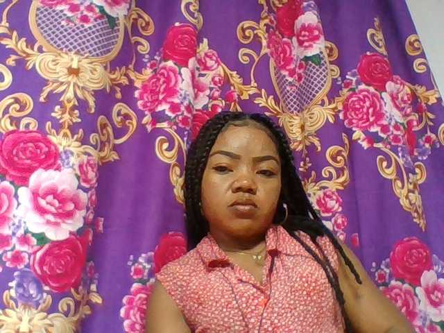 Elyah1a live cam on BongaCams
