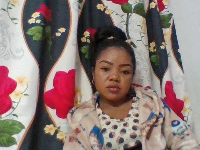 Elyah1a live cam on BongaCams