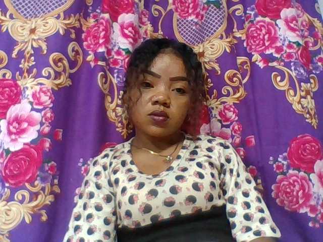 Elyah1a live cam