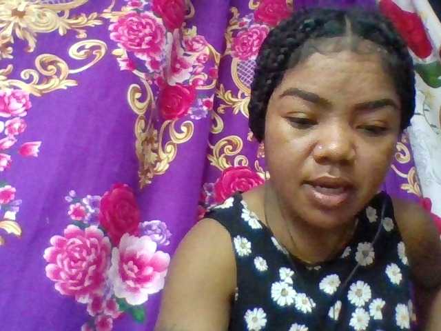Elyah1a live cam on BongaCams
