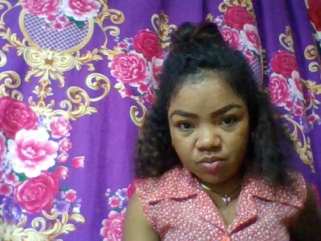 Elyah1a live cam on BongaCams
