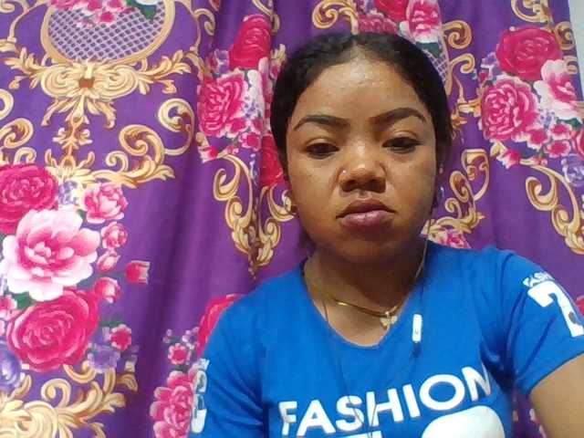 Elyah1a live cam on BongaCams