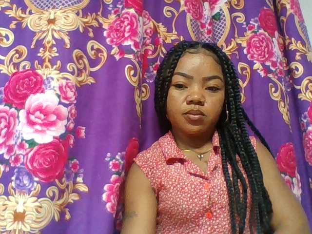 Elyah1a live cam on BongaCams