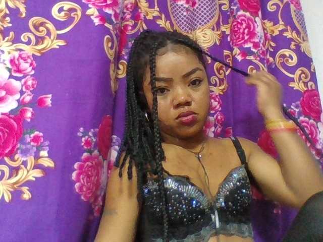 Elyah1a live webcam show