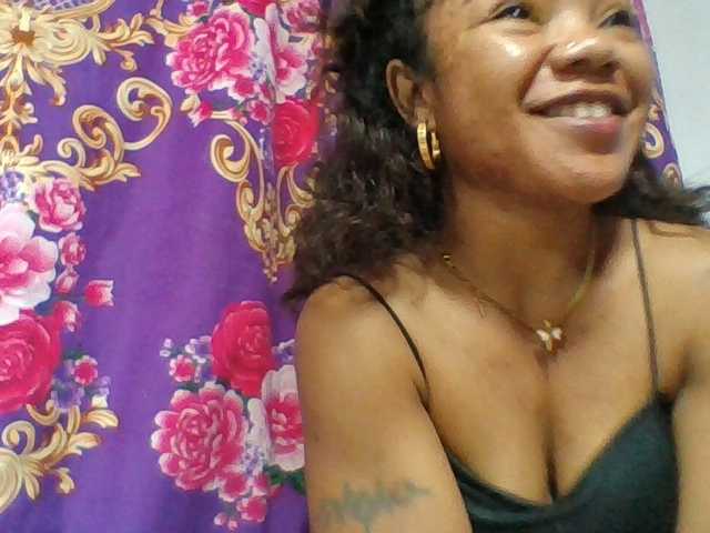Elyah1a live cam on BongaCams