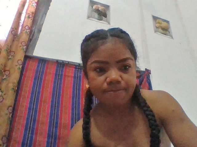 Elyah1a live cam on BongaCams