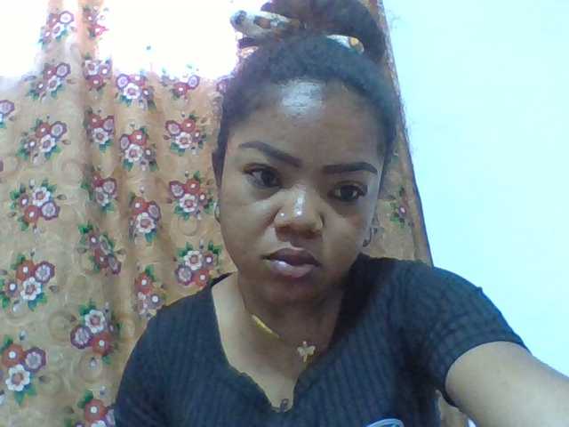 Elyah1a live cam on BongaCams