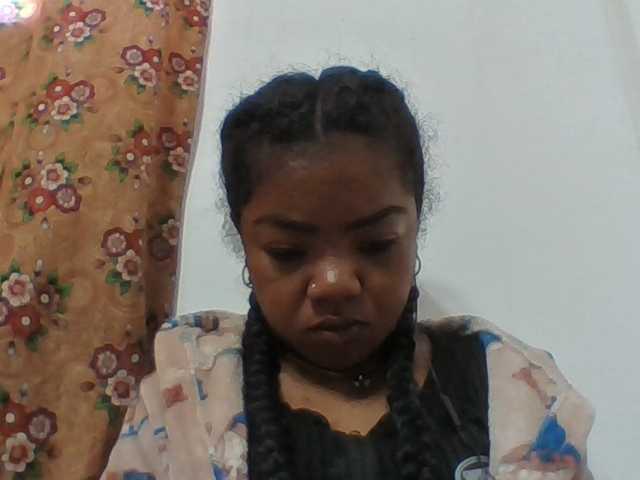 Elyah1a live cam on BongaCams