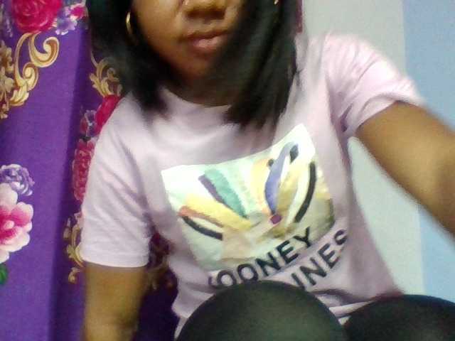 Elyah1a live cam on BongaCams