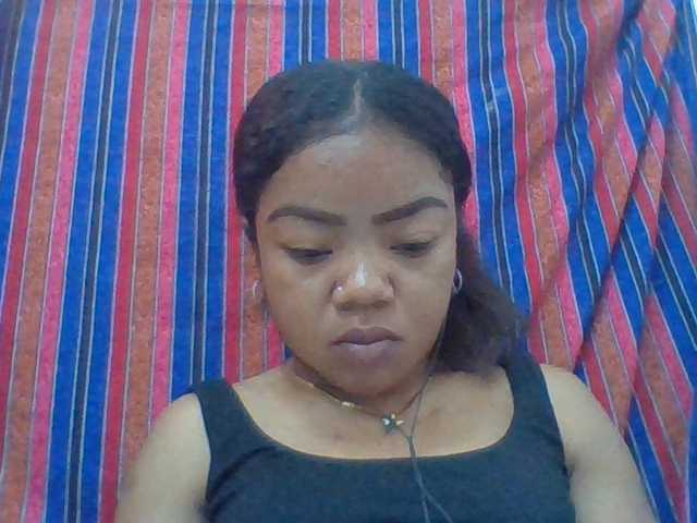Elyah1a live cam on BongaCams