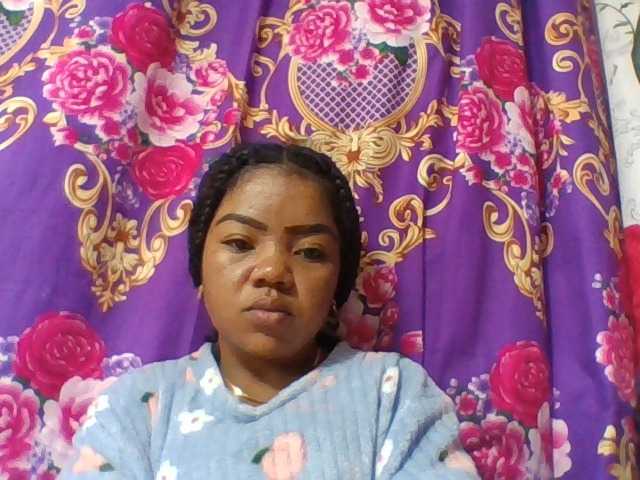 Elyah1a live cam on BongaCams