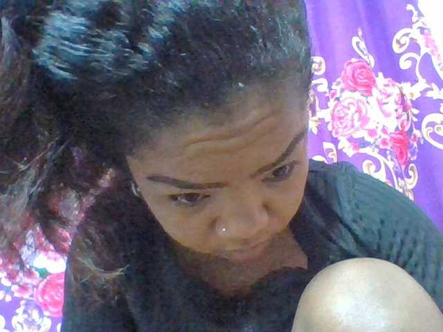 Elyah1a live cam on BongaCams