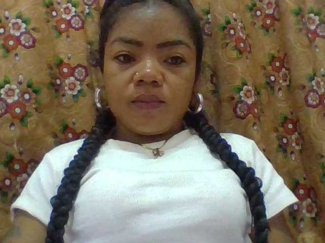 Elyah1a live cam on BongaCams