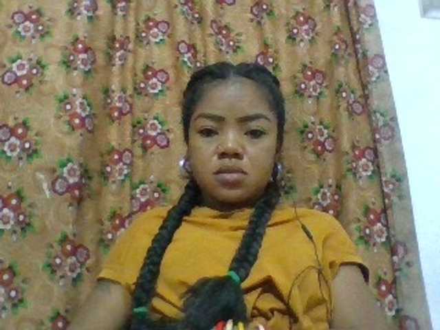 Elyah1a live cam on BongaCams