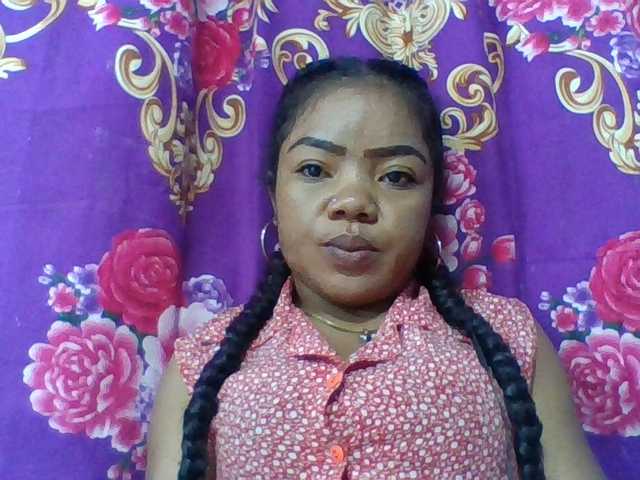 Elyah1a live cam on BongaCams