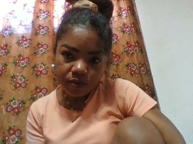 Elyah1a live cam on BongaCams