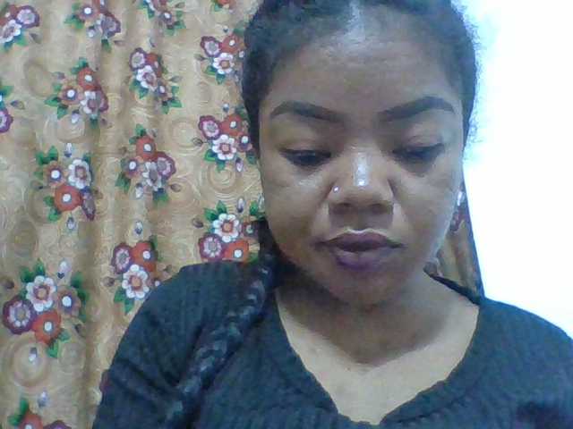 Elyah1a live cam on BongaCams
