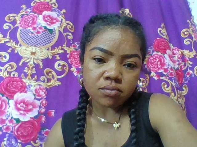 Elyah1a live cam on BongaCams