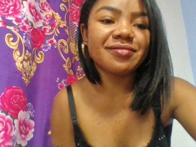 Elyah1a live cam on BongaCams
