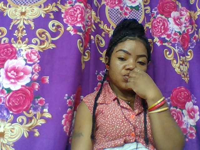 Elyah1a live cam on BongaCams