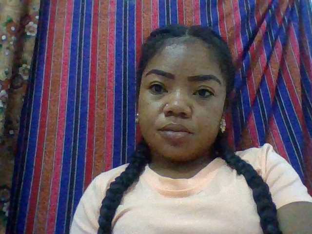 Elyah1a live cam on BongaCams