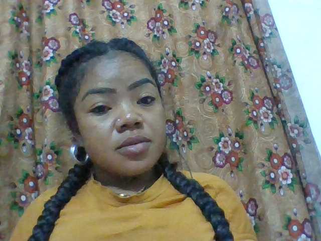 Elyah1a live cam on BongaCams