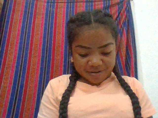 Elyah1a live cam on BongaCams