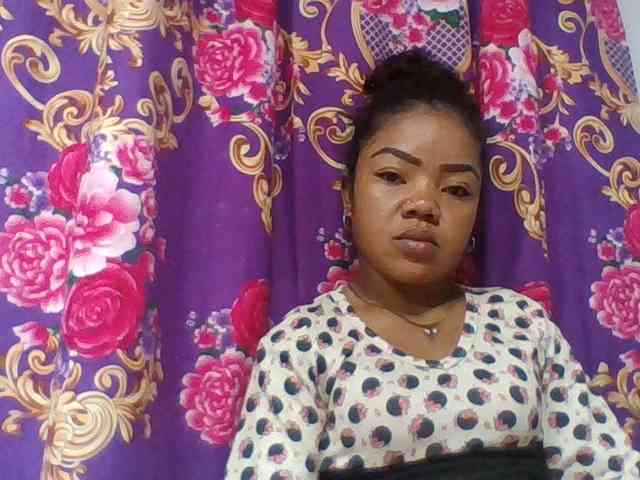 Elyah1a's webcam live show