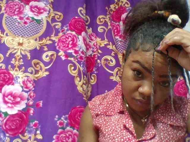 Elyah1a Live Webcam on BongaCams