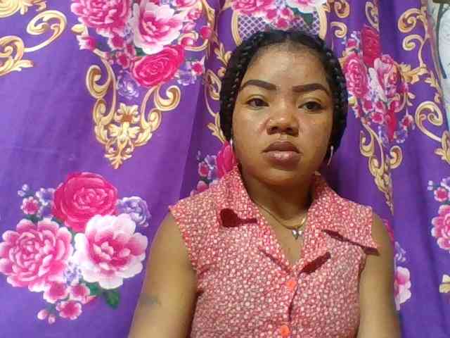 Elyah1a Sex Cam Show