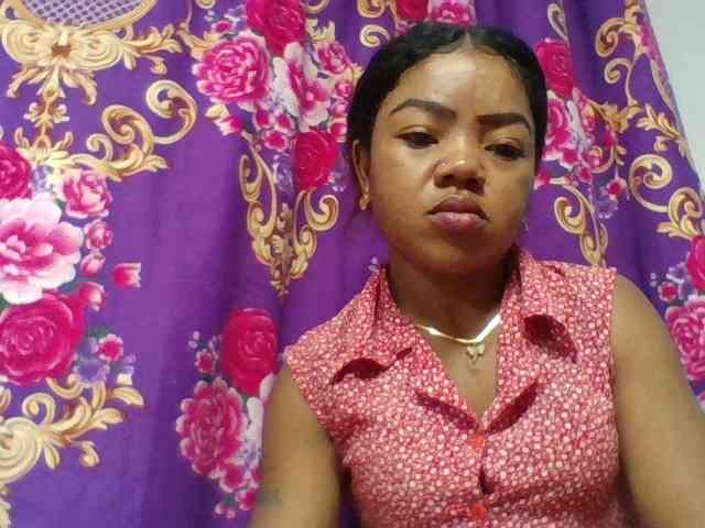 Elyah1a Live Webcam on BongaCams
