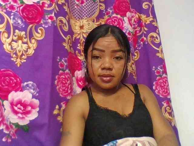 Elyah1a Live Webcam on BongaCams