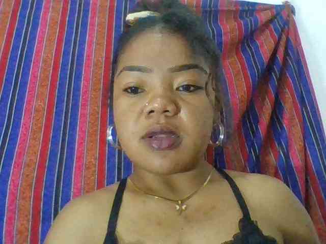 Elyah1a Live Webcam on BongaCams