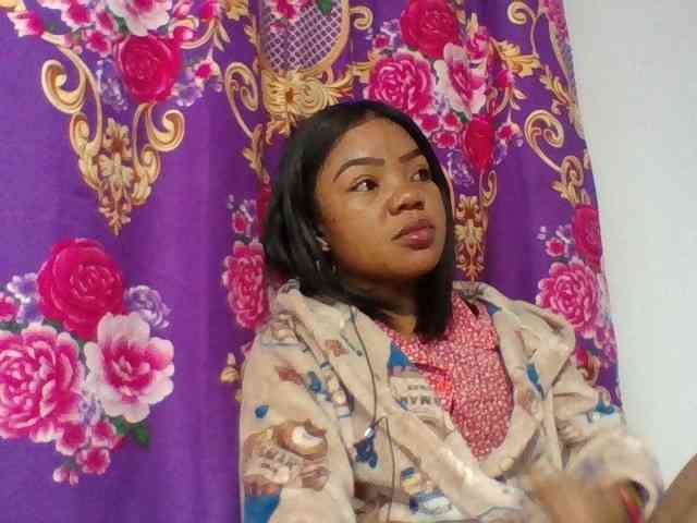 Elyah1a Live Webcam on BongaCams