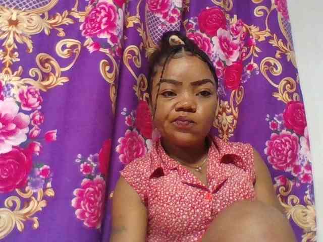 Elyah1a Live Webcam on BongaCams