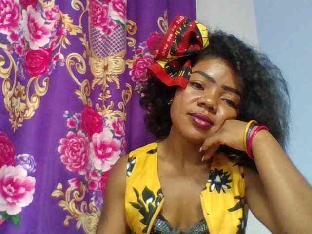 Elyah1a Live Webcam on BongaCams