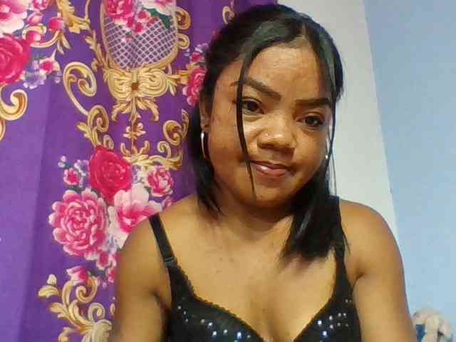 Elyah1a Live Webcam on BongaCams