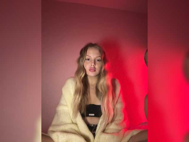 Angelboypussy's BongaCams show and profile