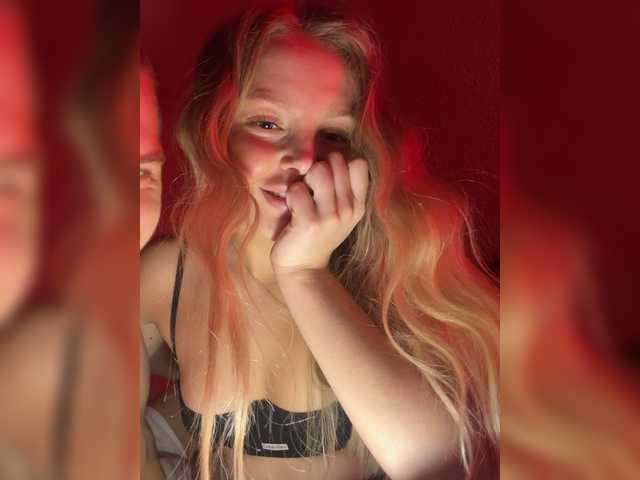 Angelboypussy's BongaCams show and profile