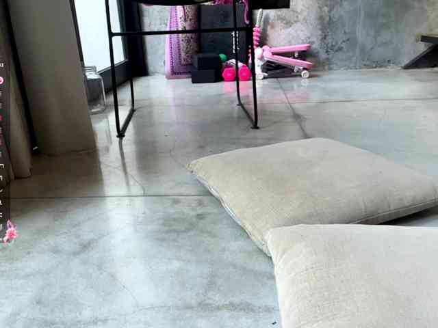 AshleyAmiYami webcam