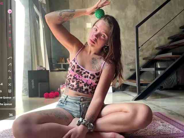 AshleyAmiYami